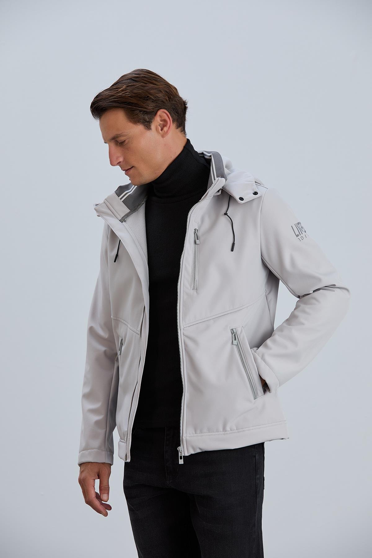 Çıkabilir Kapüşonlu Erkek Softshell Mont