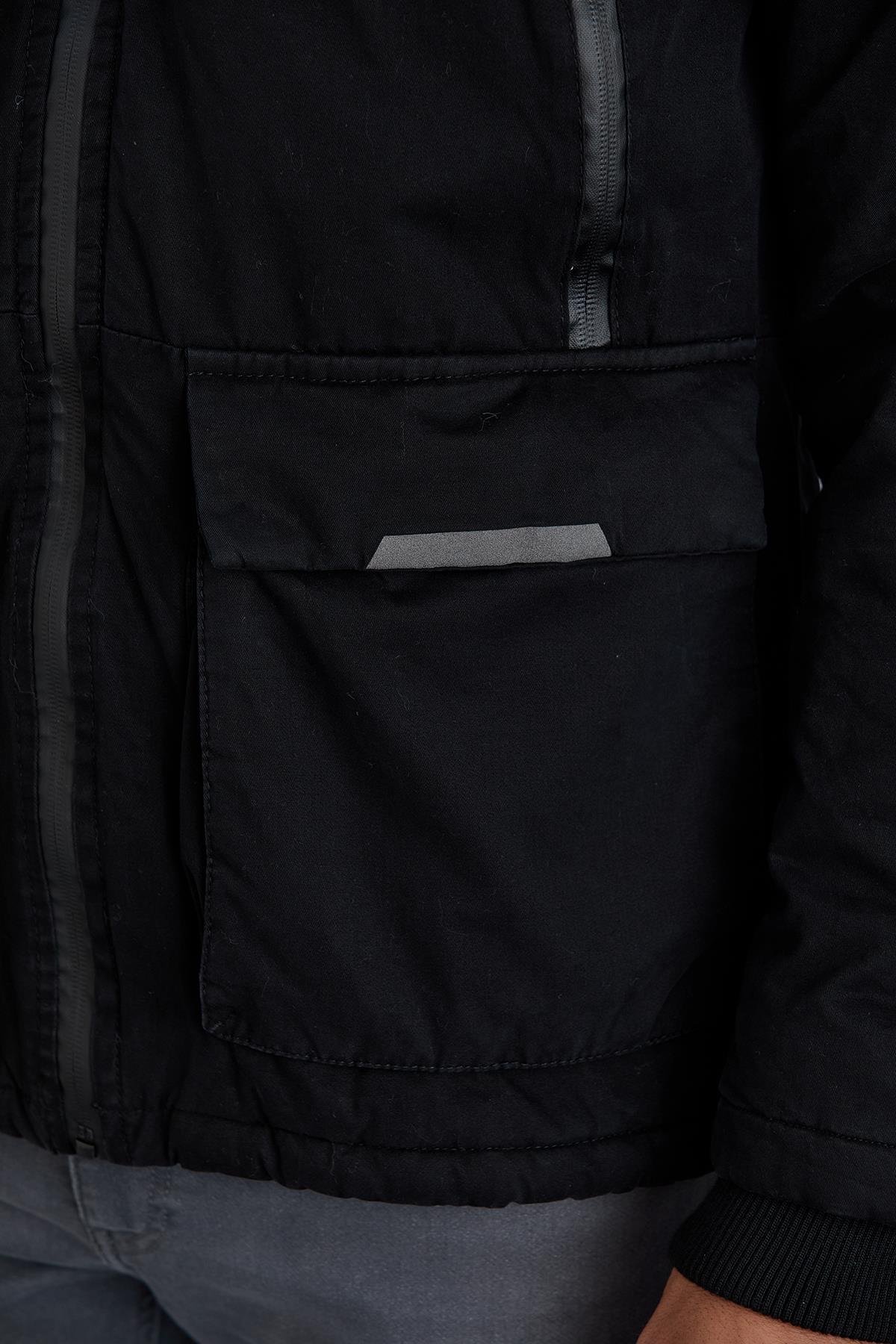 Çıkabilir Kapüşonlu Fermuar Detaylı Pamuk Erkek Mont