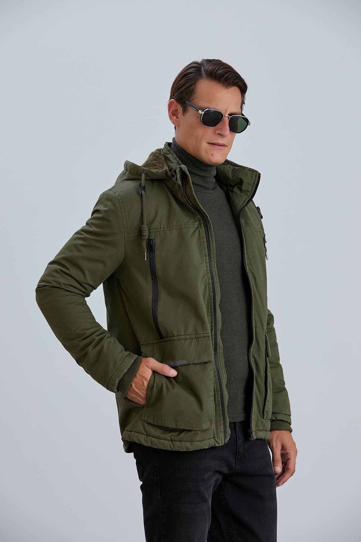 Çıkabilir Kapüşonlu Fermuar Detaylı Pamuk Erkek Mont