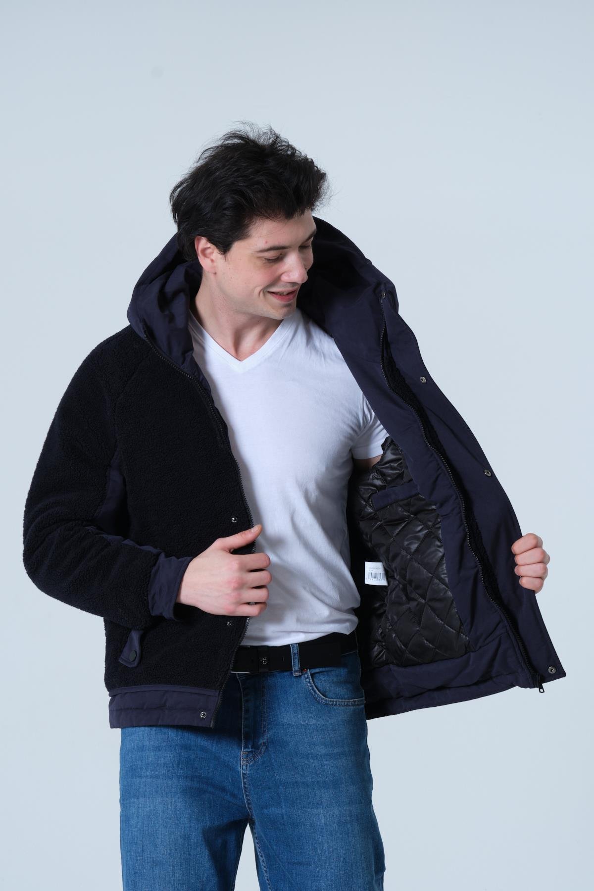 ERKEK MONT Kapüşonlu Pamuk Kumaş Detaylı Peluş Mont