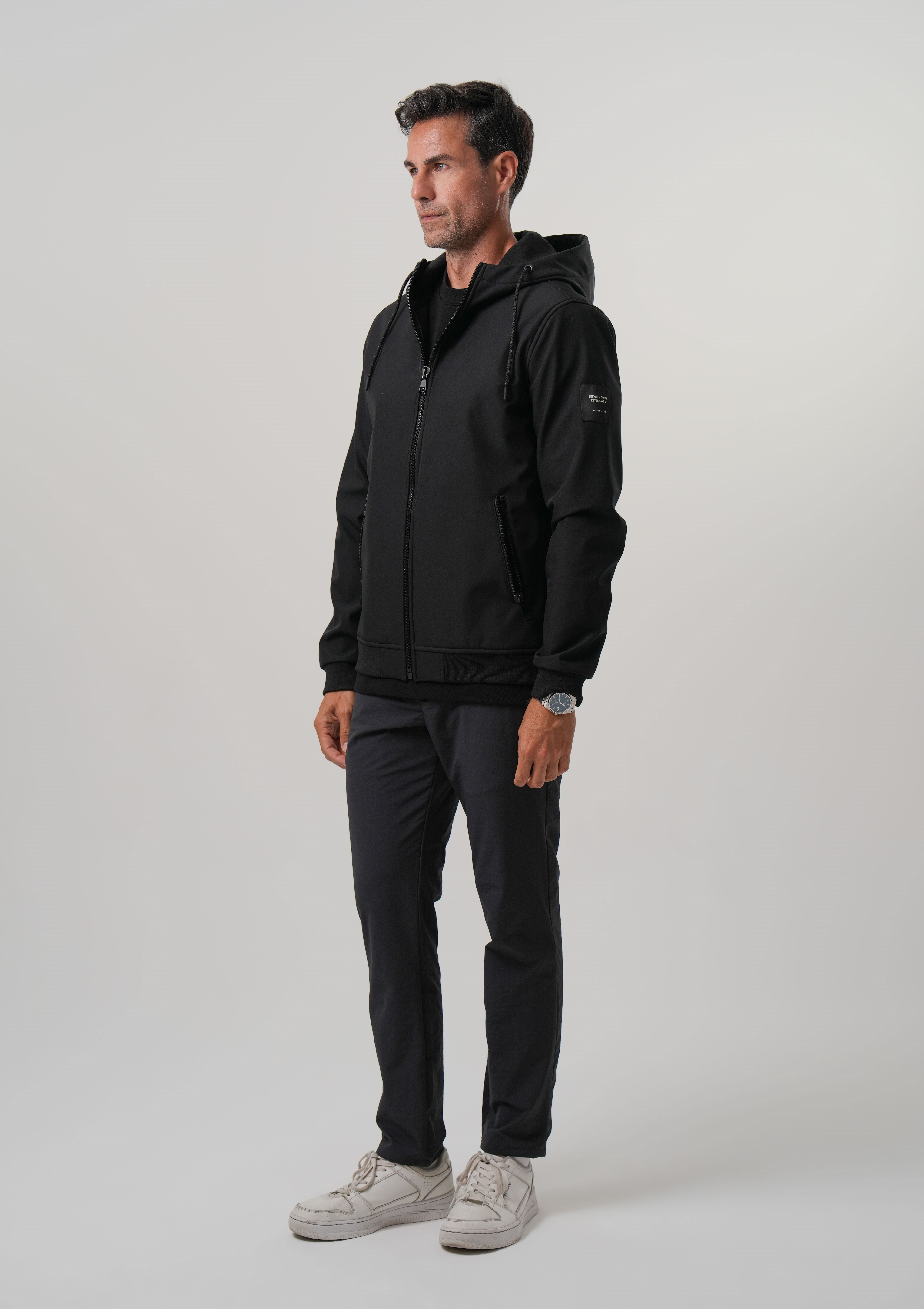 ERKEK MONT Kapüşonlu Softshell Ribanalı Mont