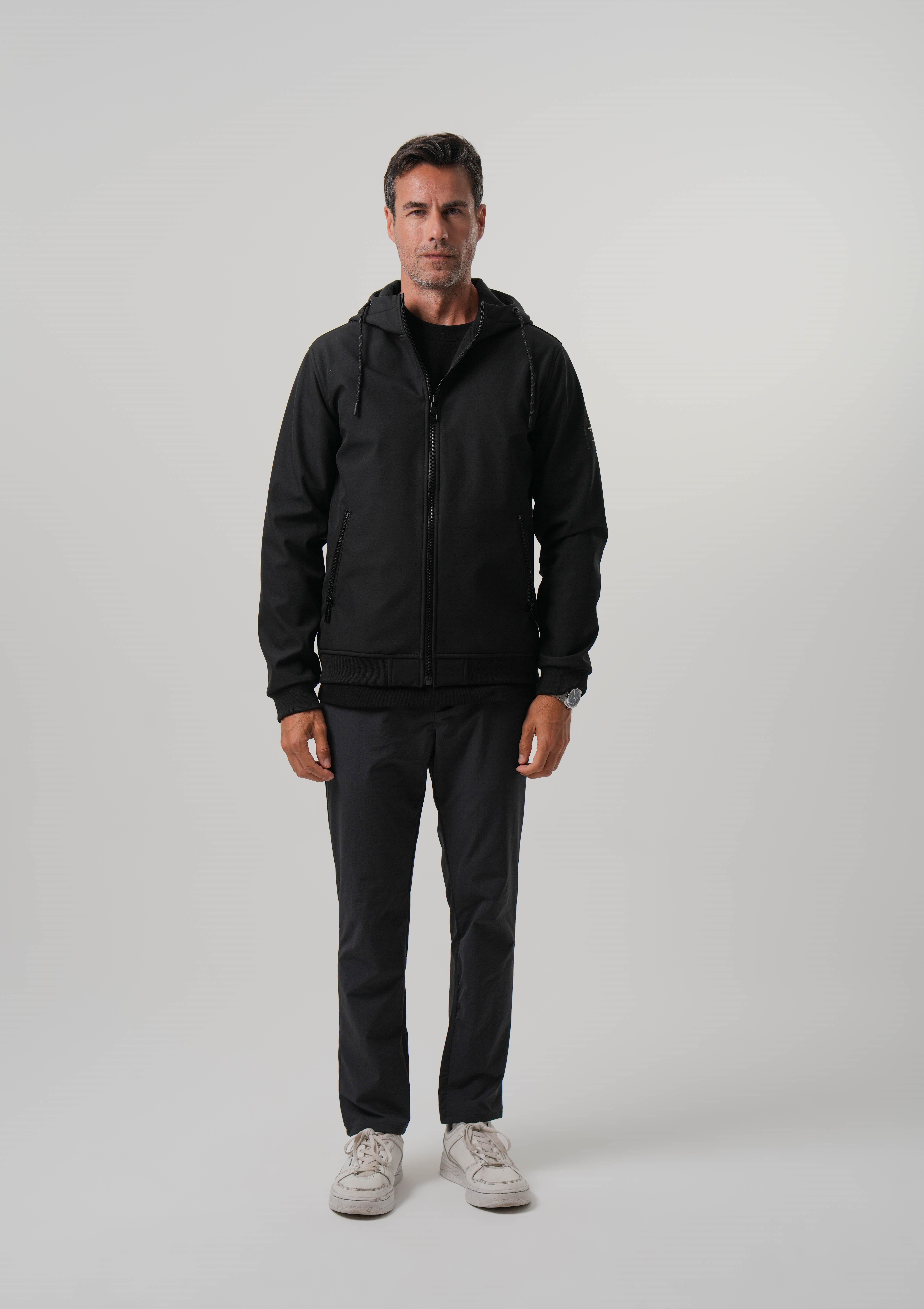 ERKEK MONT Kapüşonlu Softshell Ribanalı Mont
