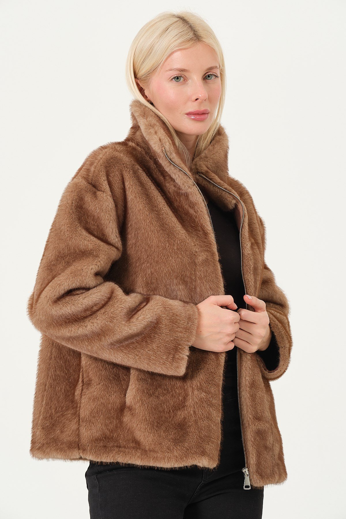 KADIN MONT Kadın Suni Kürk Süet Lamineli Leopar Desenli Fermuarlı Ceket