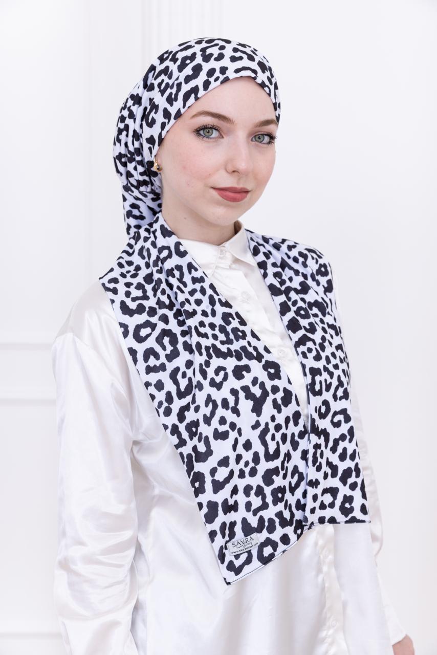 Leopar Desenli Siyah Çıtçıtlı Şal