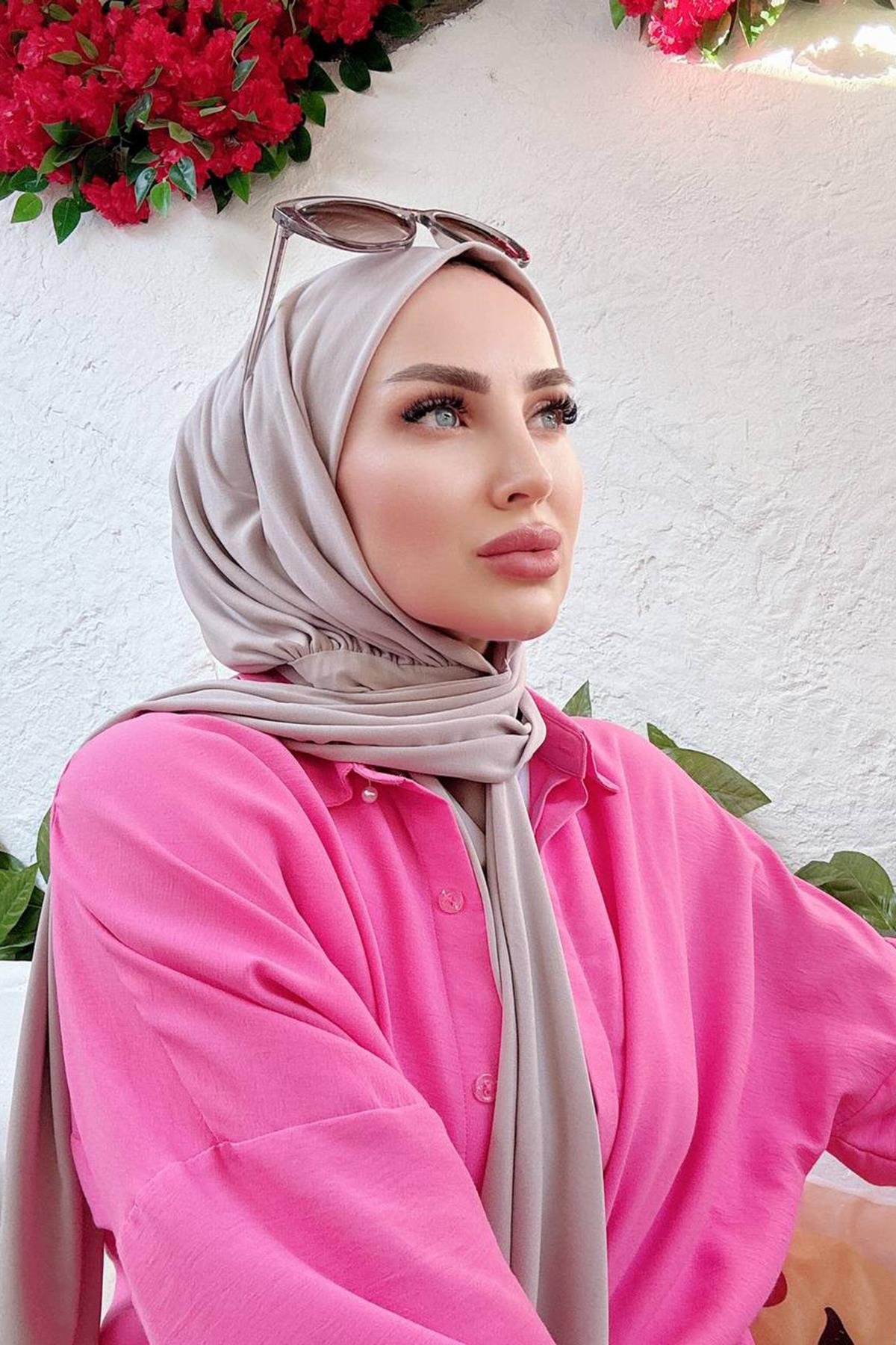Sayra Shawl kadın bej çıtçıtlı hazır şal 