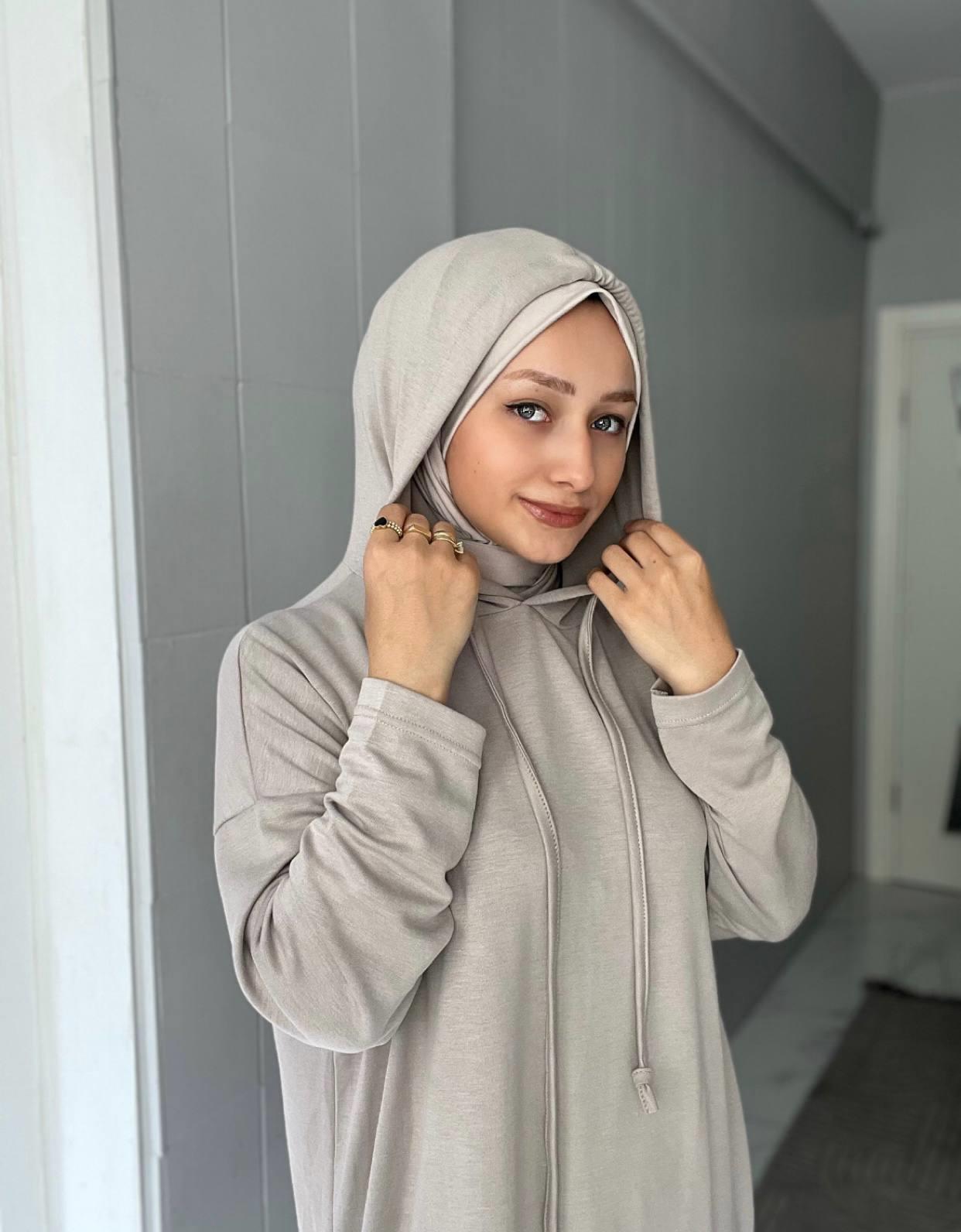 Sayra Shawl Kadın Krem Kapüşonlu Büzgü Detaylı Alt Üst Takım