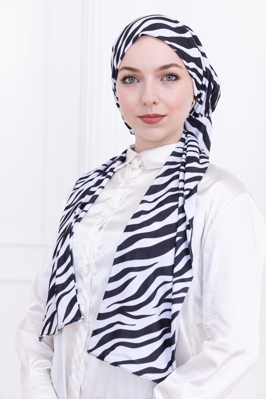 Zebra Desenli Kadın Çıtçıtlı Şal