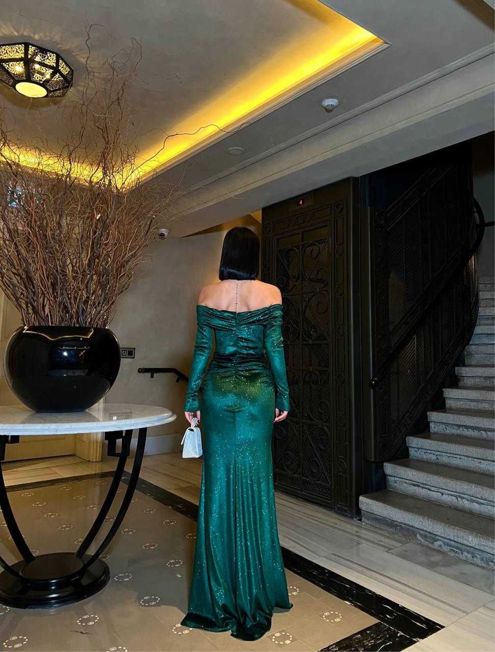 Omuz Dekolte Balık Model Simli Kadife Abiye Elbise 583091 ZÜMRÜT