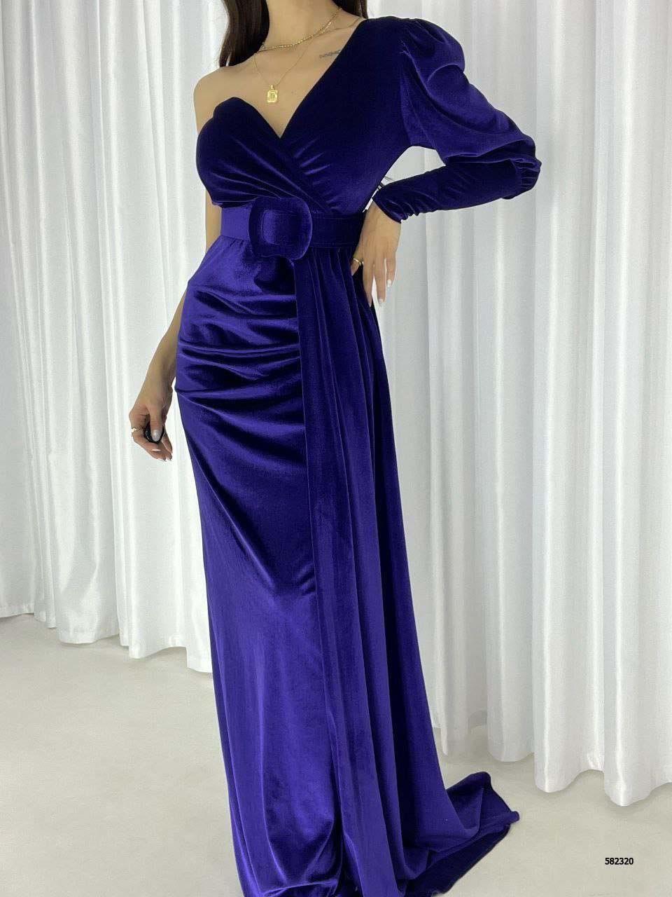Tek Omuz Kemerli Maxi Boy Kadife Kumaş Abiye Elbise 582320 MOR