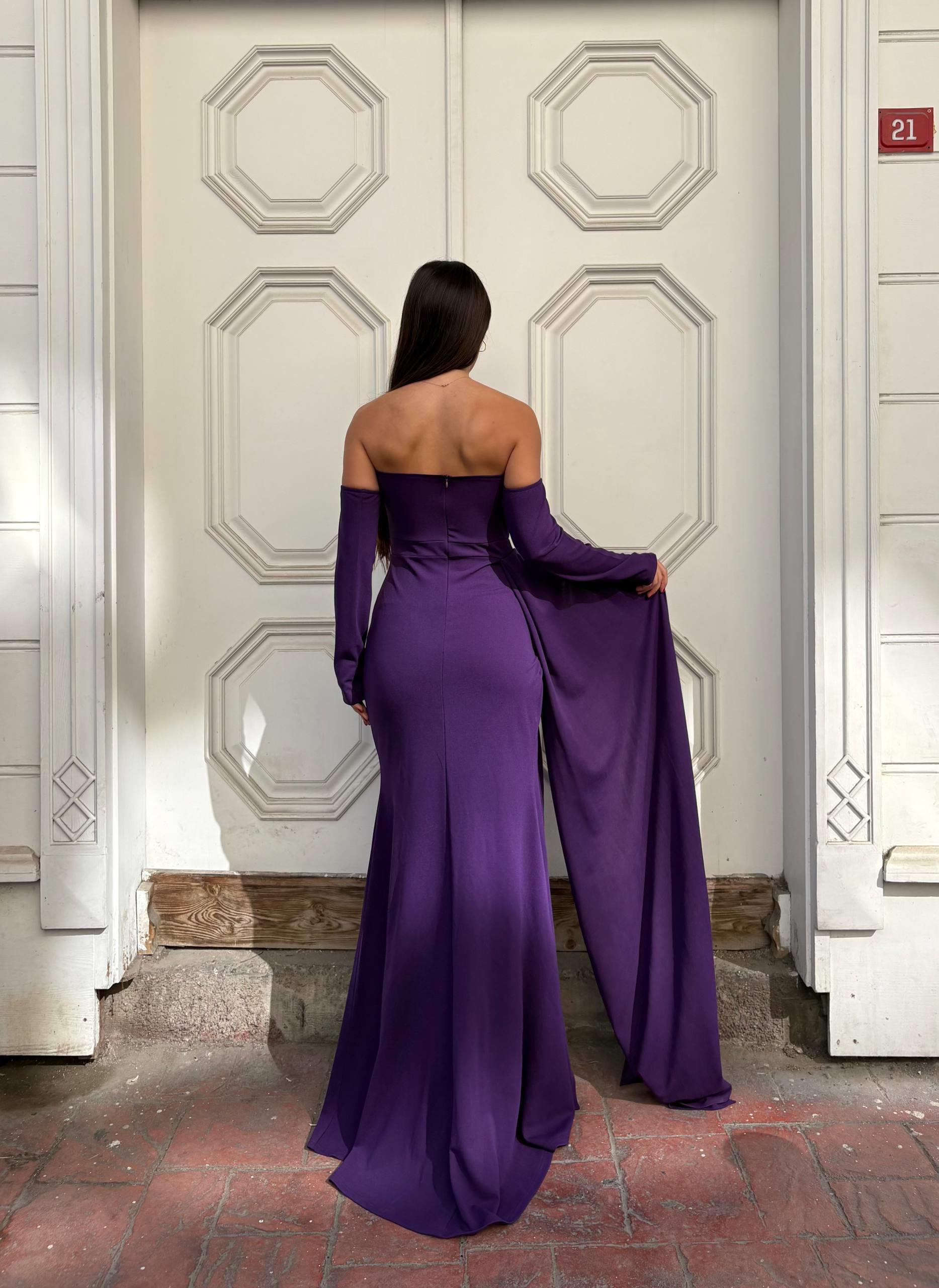 vücudu saran balık kesim ve önündeki kuyruk/drape detaylı elbise 583346 MOR
