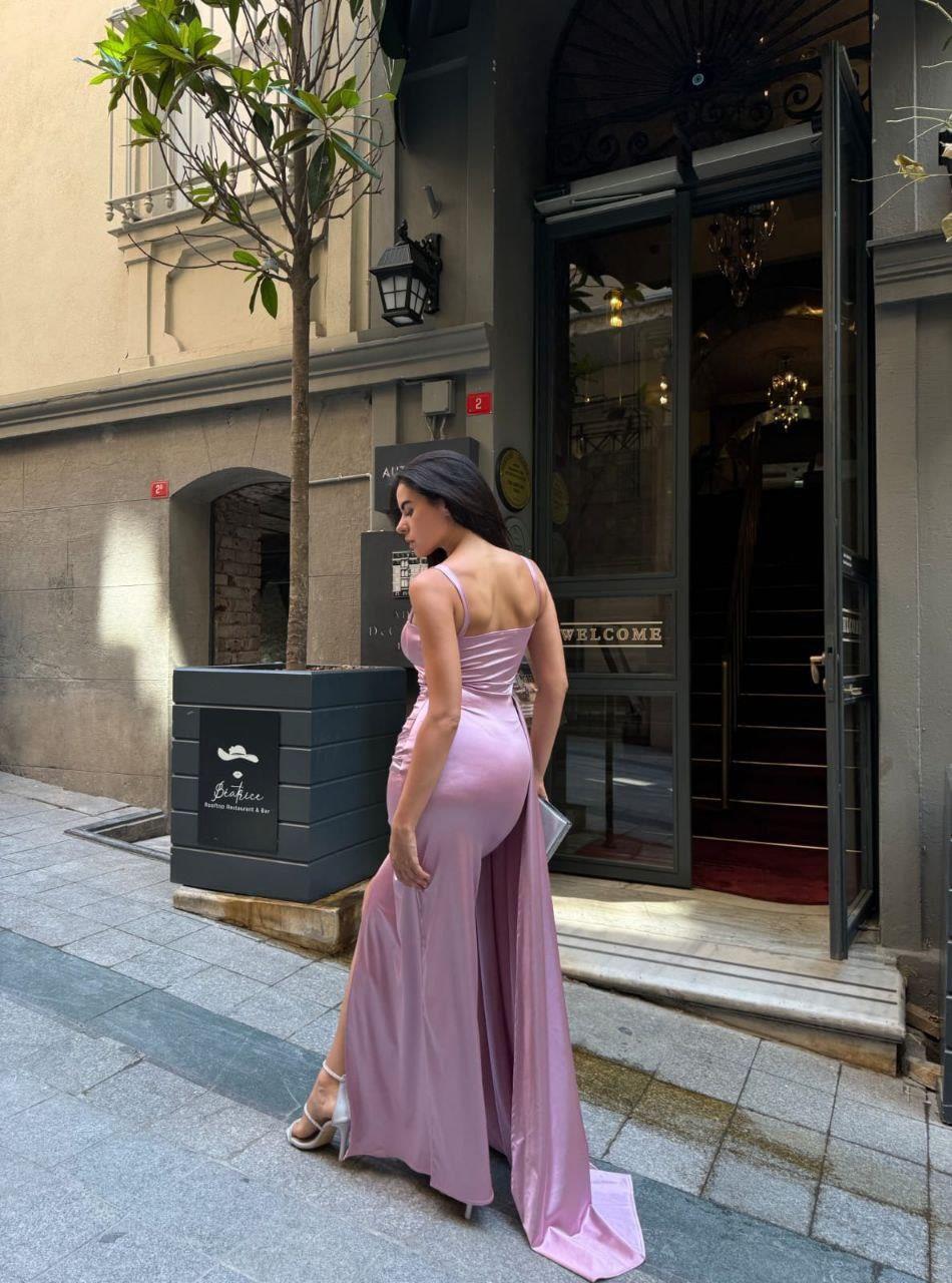 GÜLKURUSU Kalp Yaka Omzu Açık Askılı Glop Yırtmaçlı Balık Uzun Maxi Boy Saten Kumaş Abiye Elbise 582234