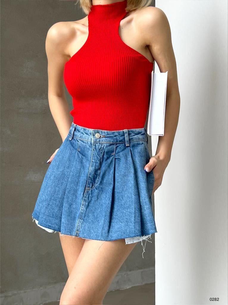 Kırmızı Dik Yaka Kolsuz Triko Bluz TR0282