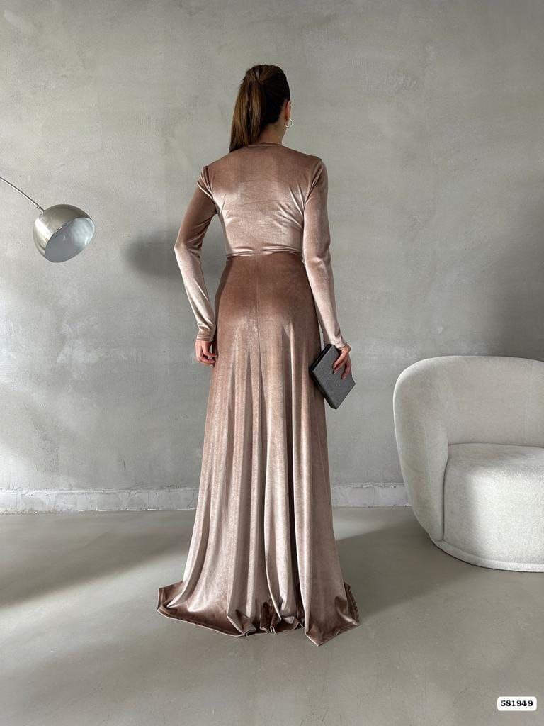 Kruvaze Yaka Uzun Kollu Yırtmaçlı Maxi Boy Abiye Elbise 581949 BEJ
