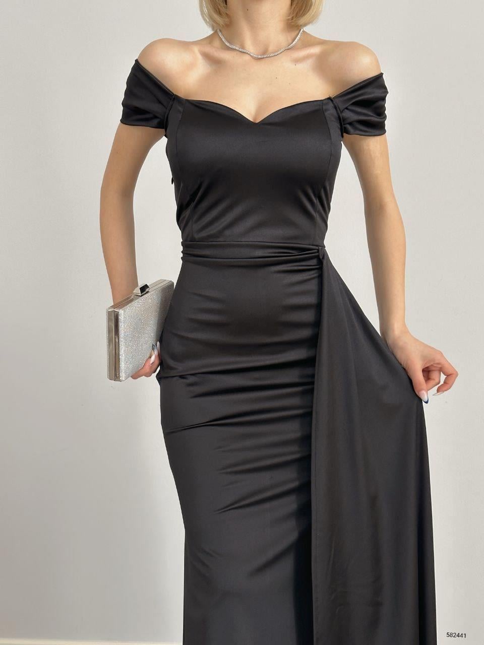 Saten Kumaş Düşük Omuz Maxi Boy Elbise 582441 SİYAH