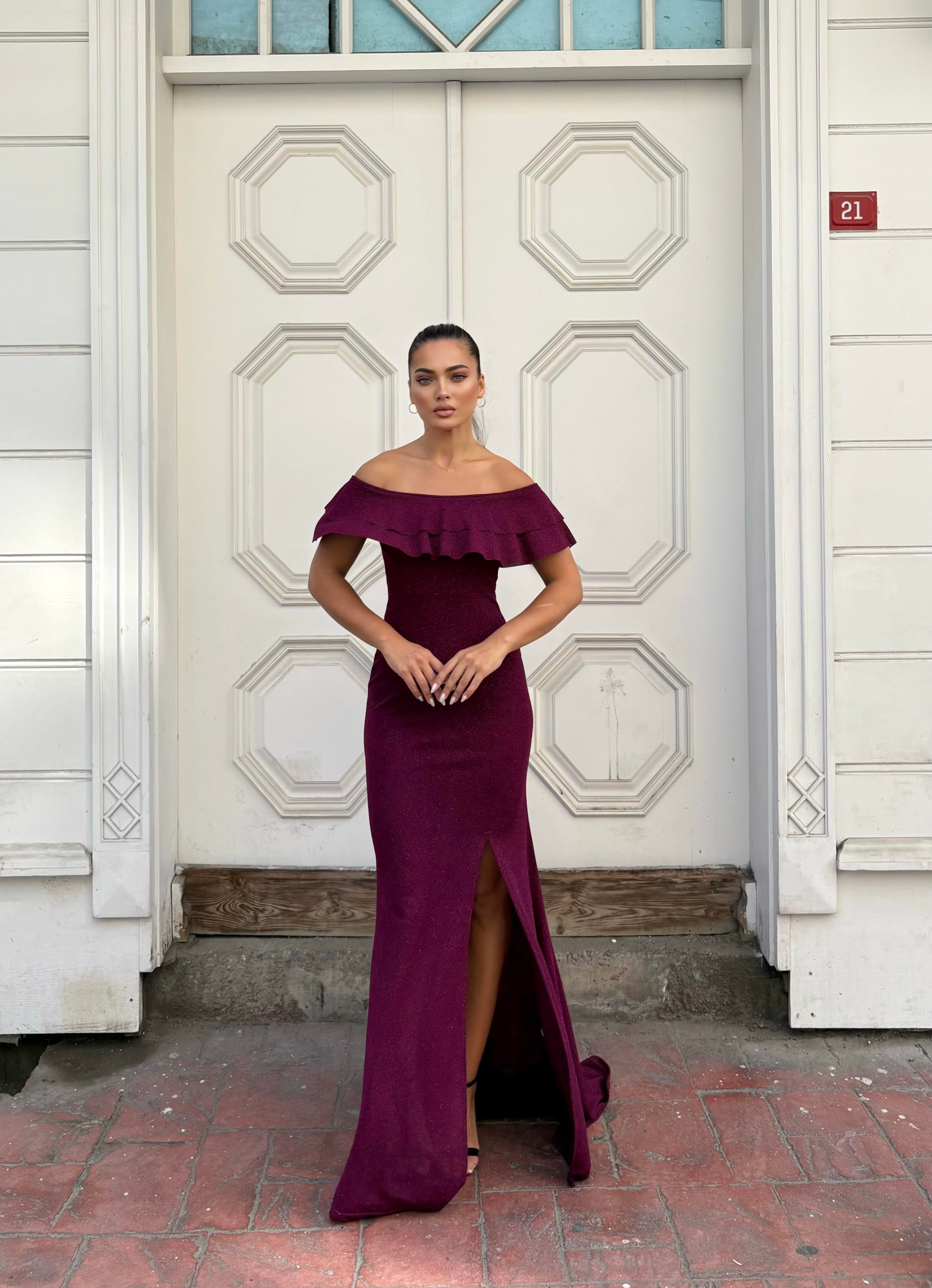 Simli Düşük Omuz Fırfırlı Yırtmaç Detaylı Abiye Elbise Açık Mor 583175