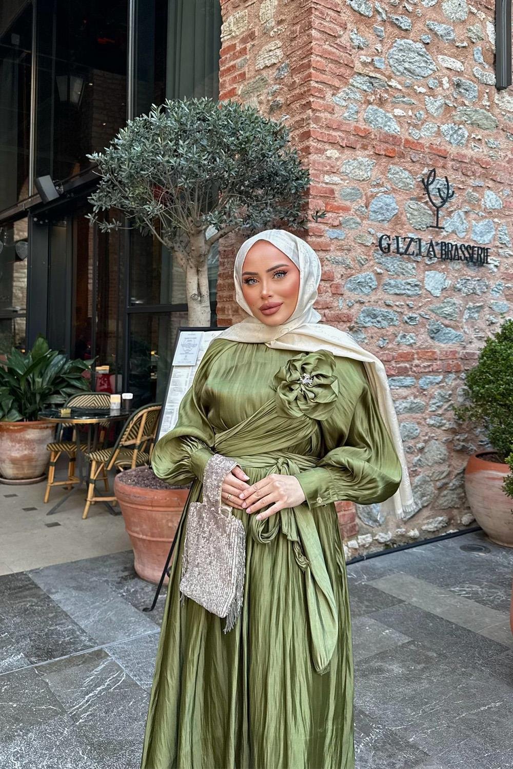 HELEN ETEKLİ TAKIM 