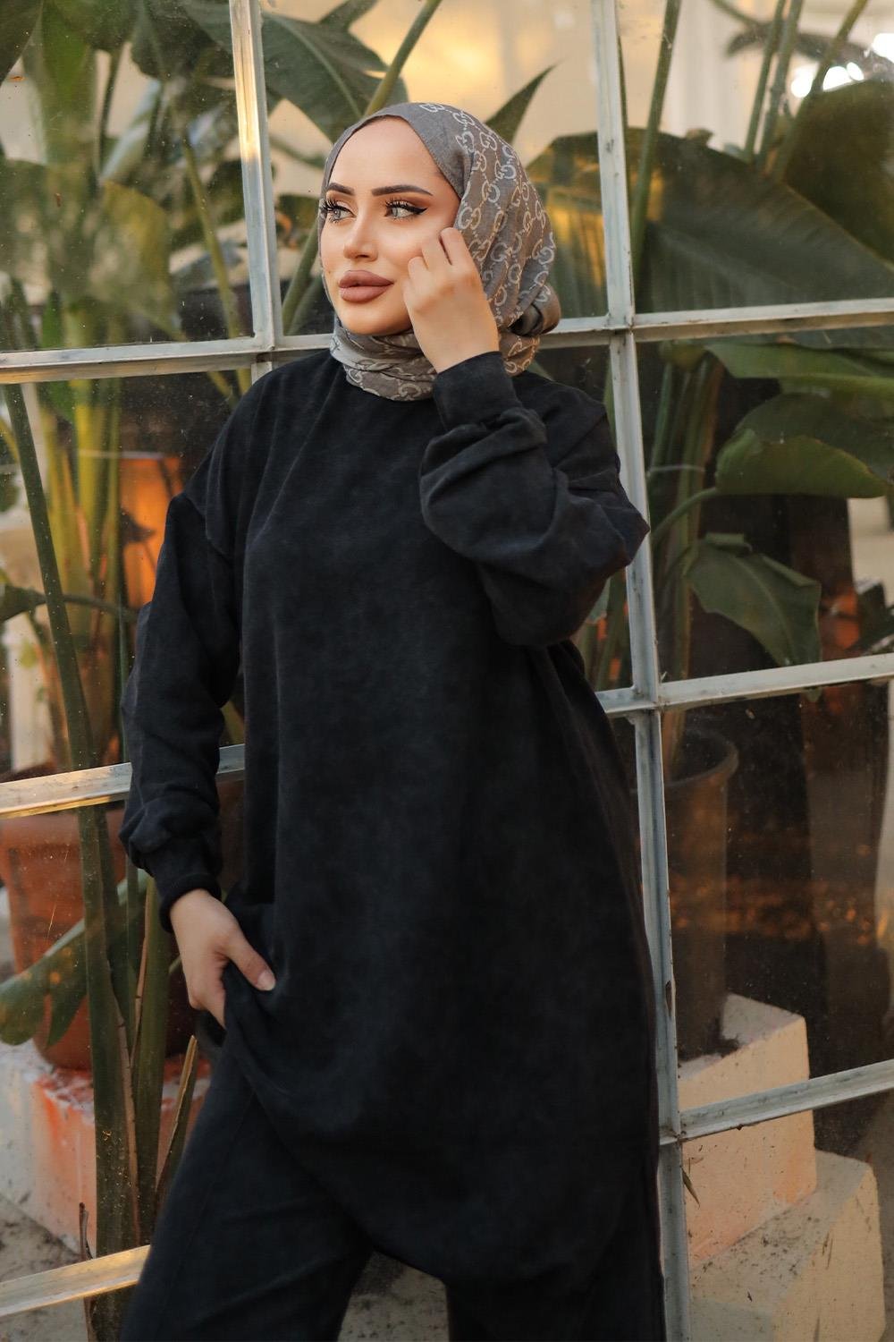 HOST YIKAMALI TAKIM 