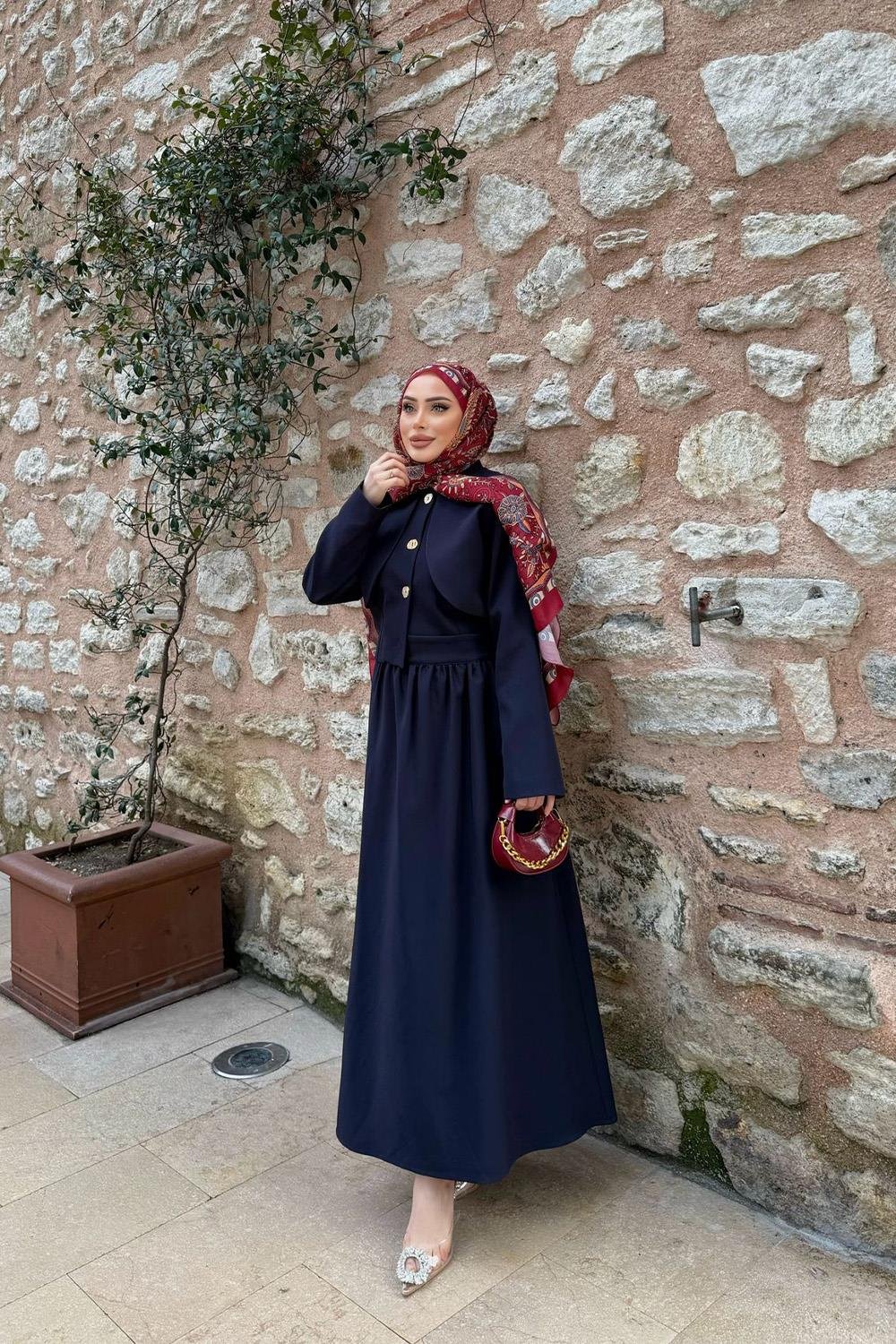 LİNE ETEKLİ TAKIM