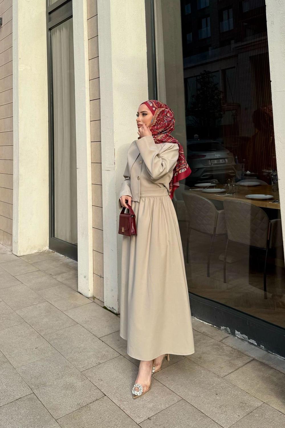 LİNE ETEKLİ TAKIM