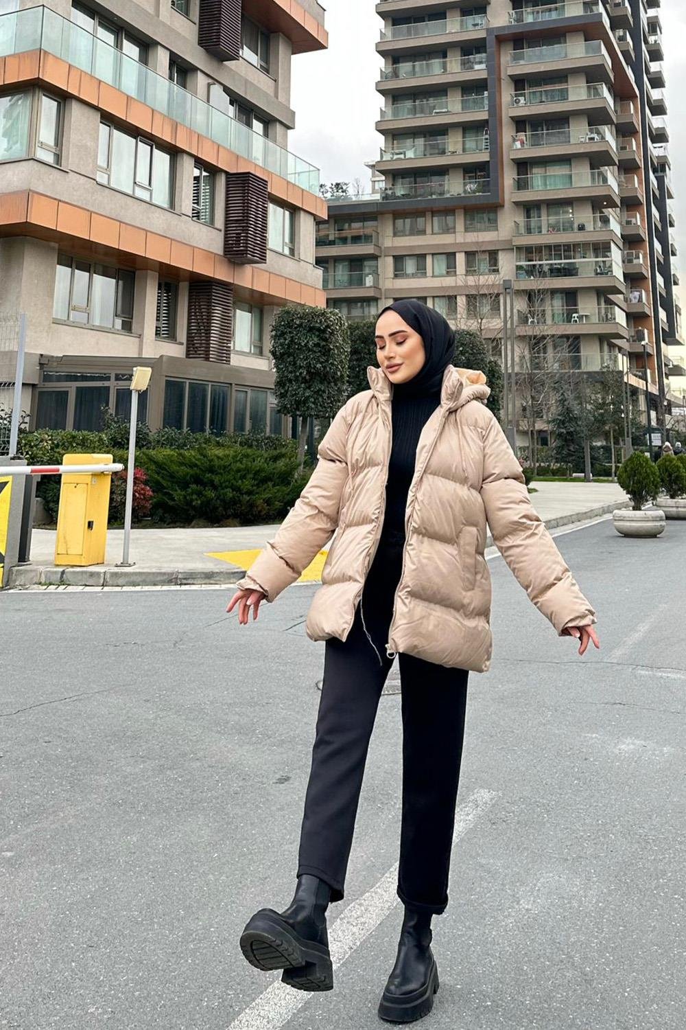 OVERSİZE ŞİŞME KAPŞONLU MONT