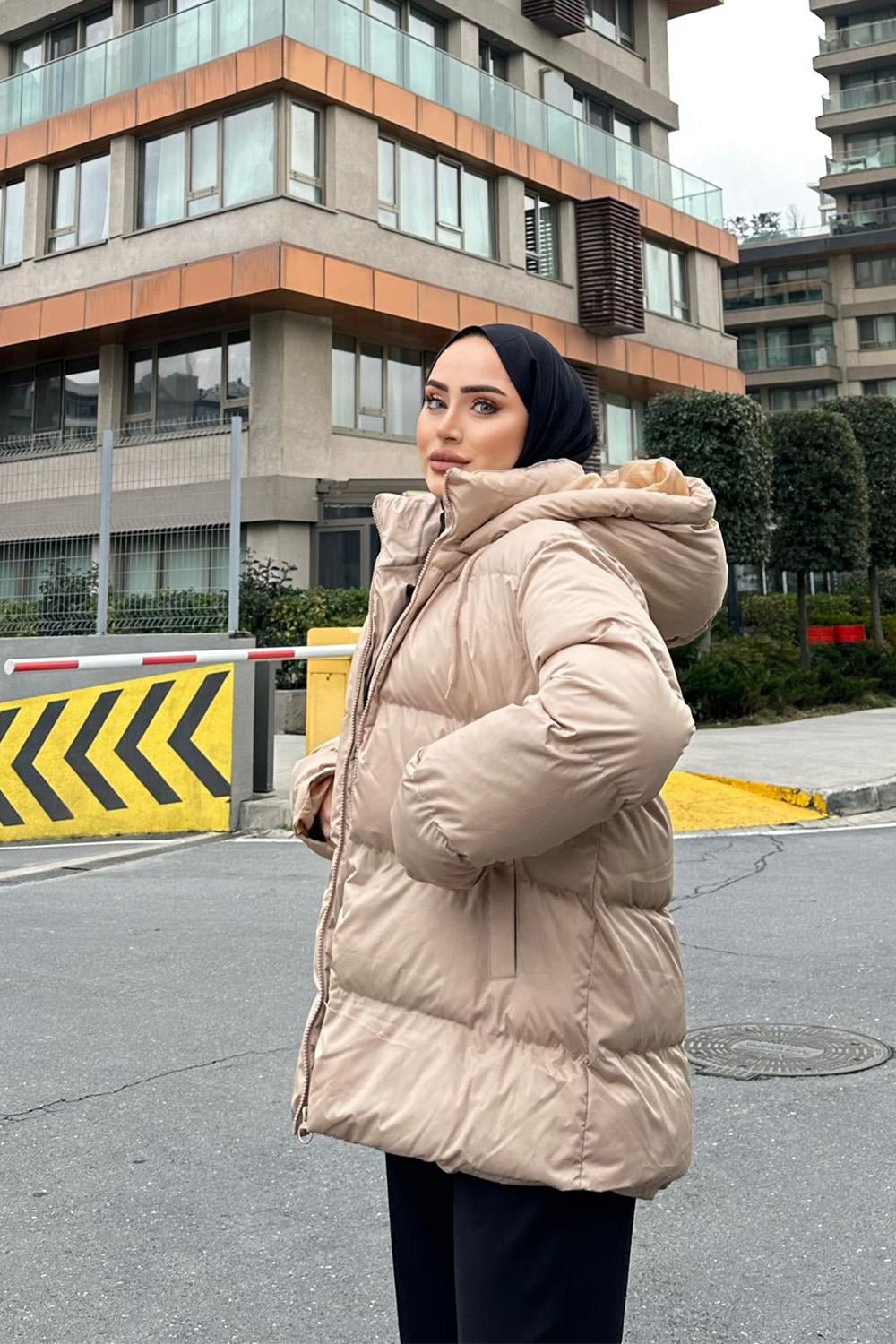 OVERSİZE ŞİŞME KAPŞONLU MONT