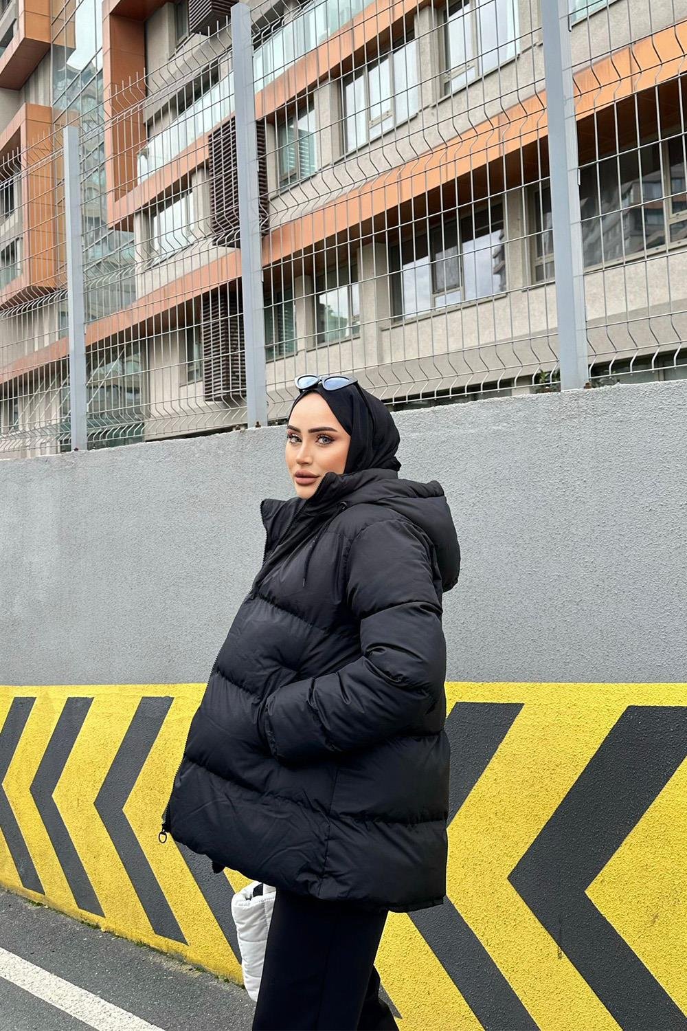 OVERSİZE ŞİŞME KAPŞONLU MONT