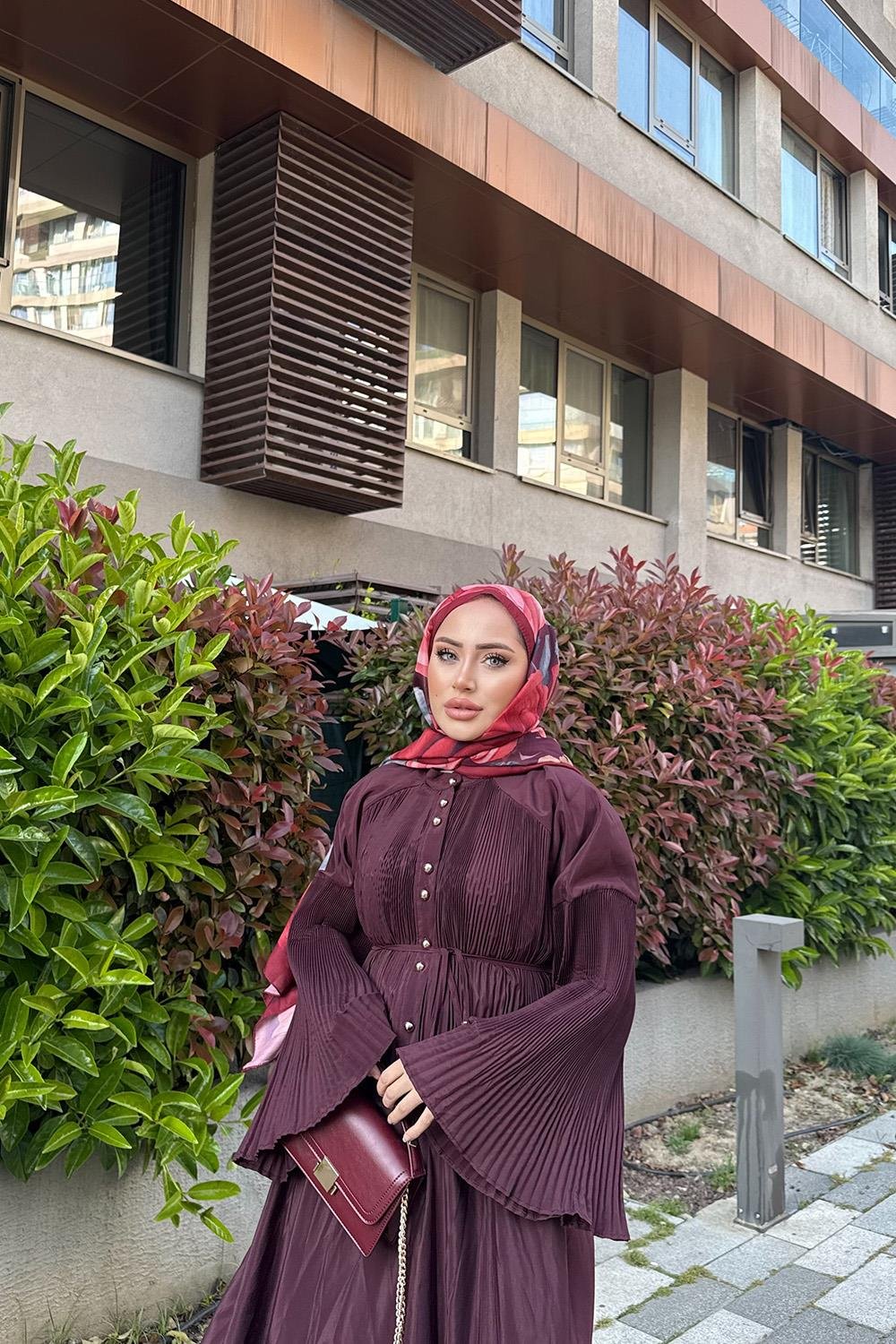 PİLİSELİ ETEKLİ TAKIM