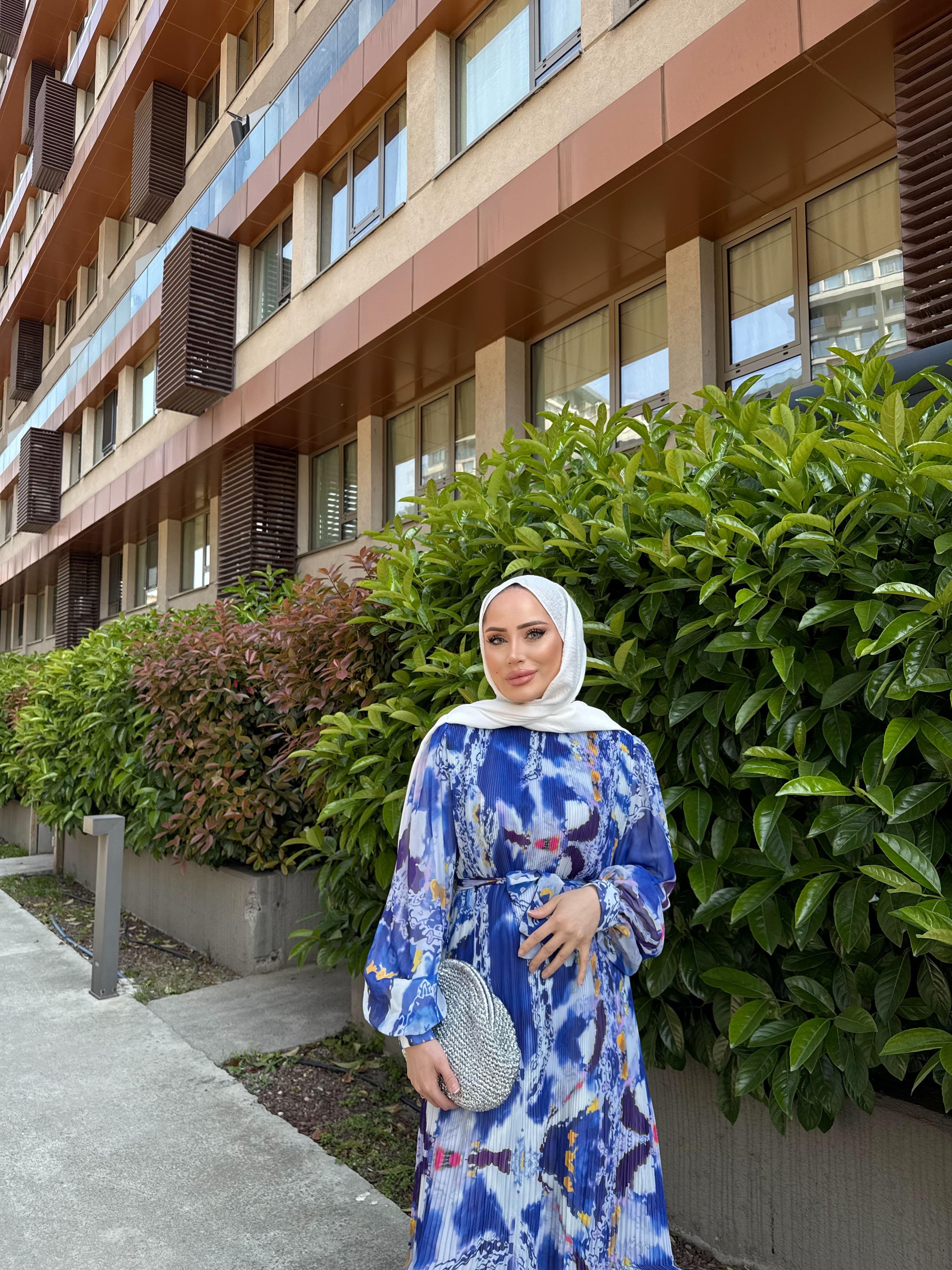 ROSE DESENLİ ELBİSE
