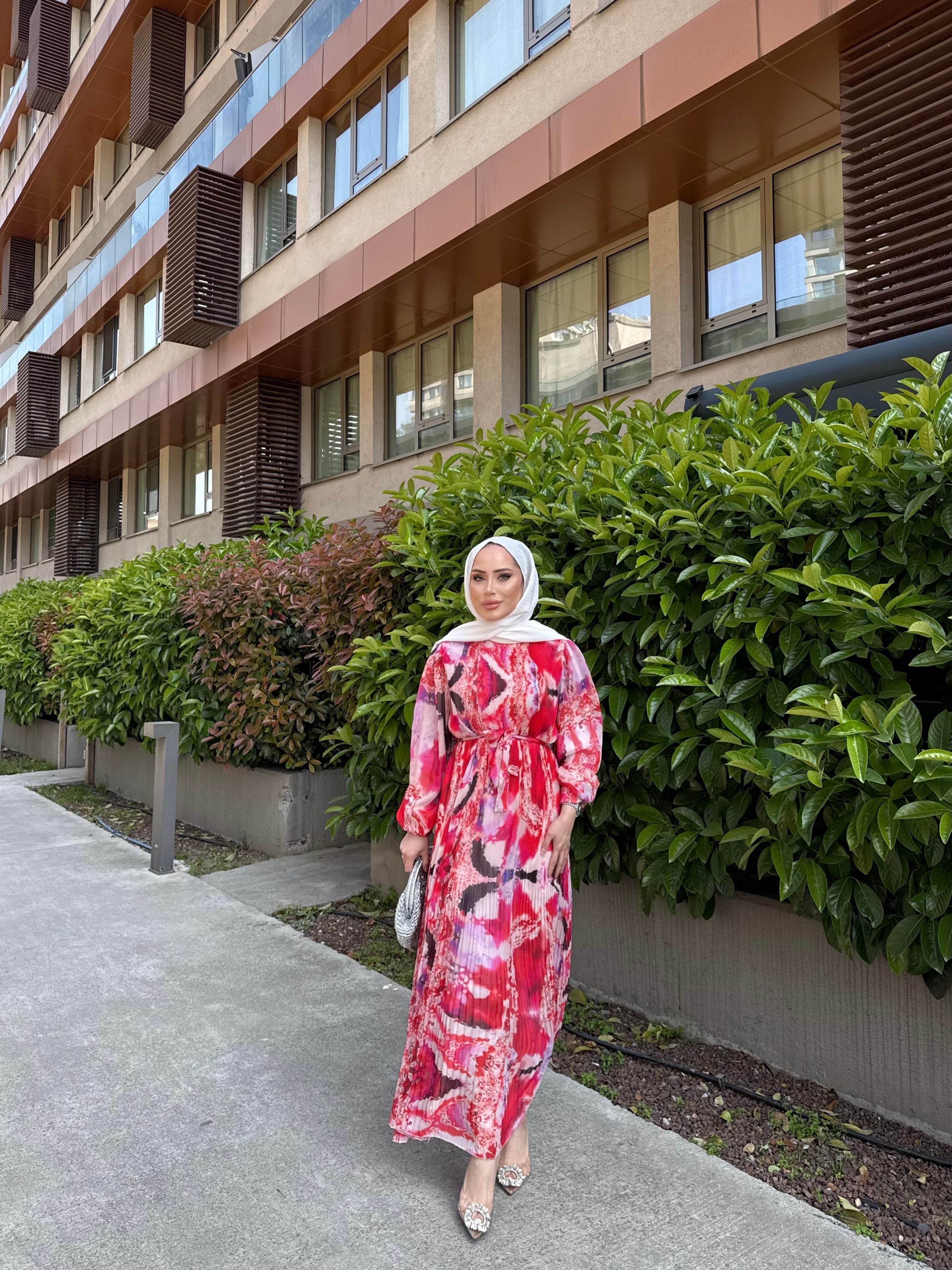 ROSE DESENLİ ELBİSE