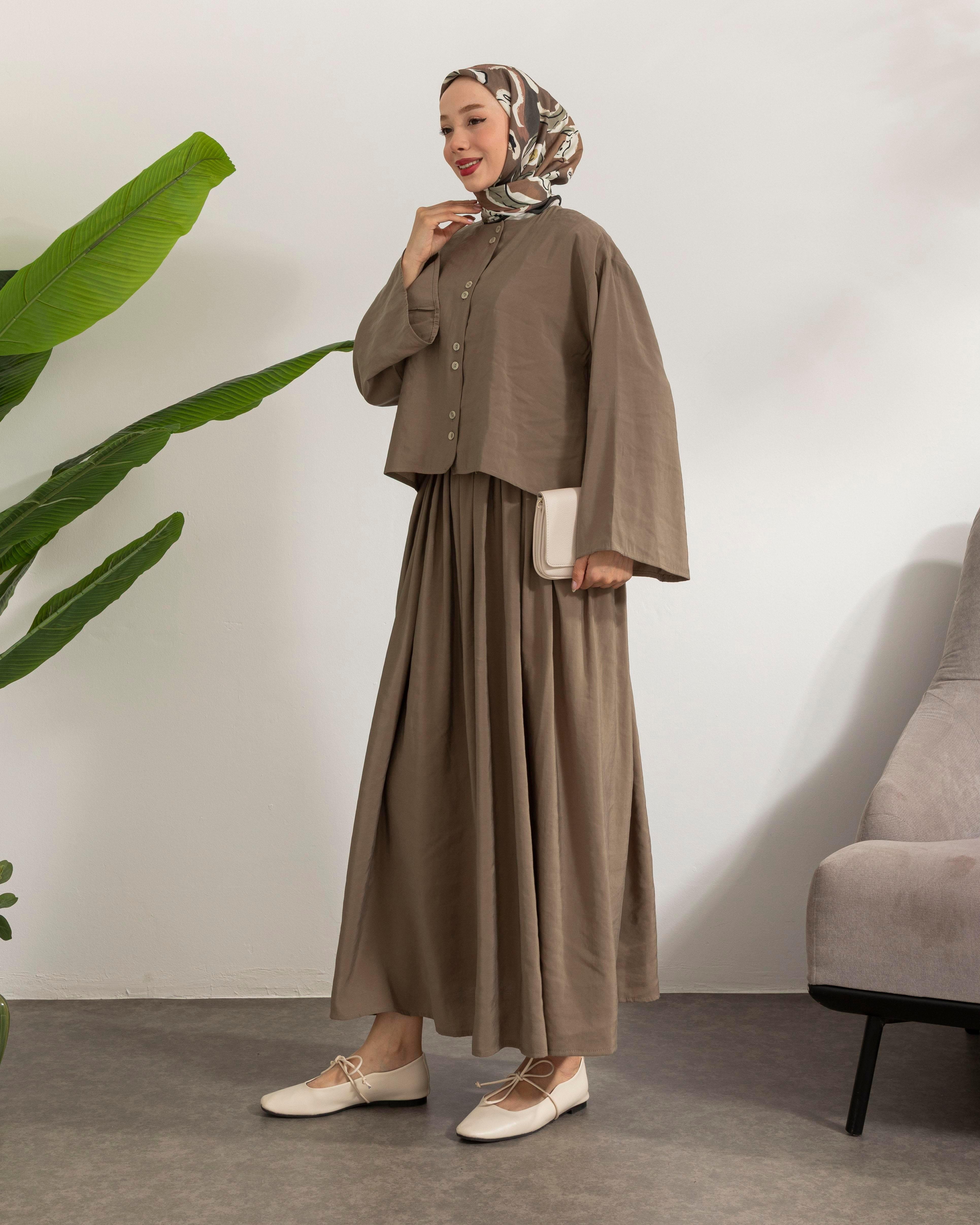 SARA ETEKLİ TAKIM 
