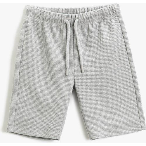2skb40011tk-shorts-b3eb90.jpg