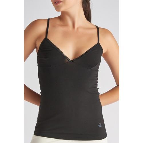 benetton-atlet-e2f1d8.jpg