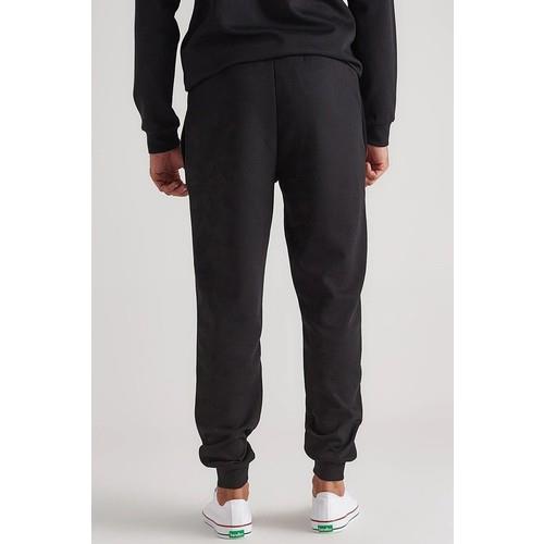 benetton-esofman-takimi-d6-4ba.jpg