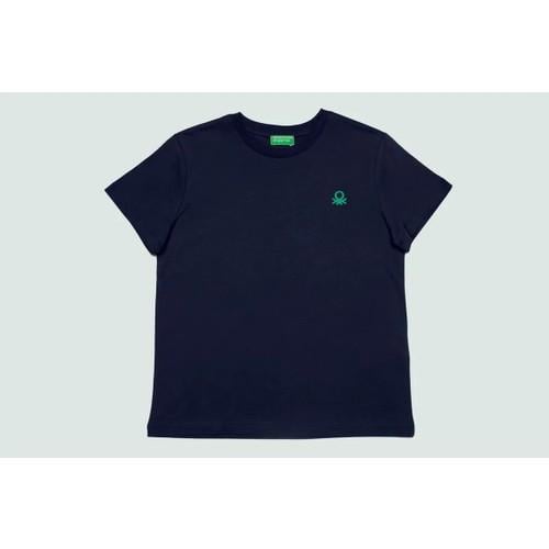benetton-t-shirt-395bdd.jpg