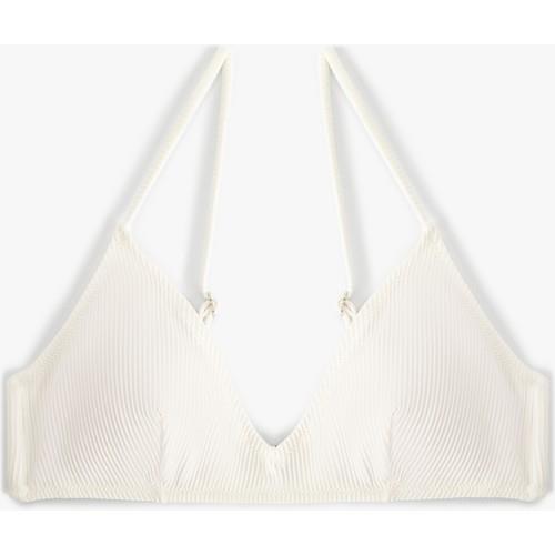 bikini-top-3e436f.jpg