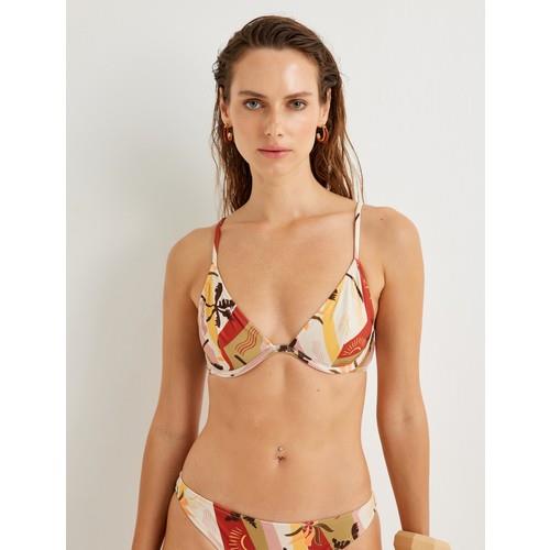 bikini-top-906575.jpg