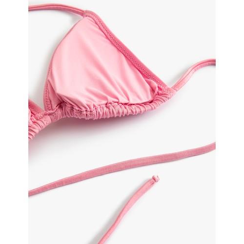 bikini-top-d8e5bb.jpg