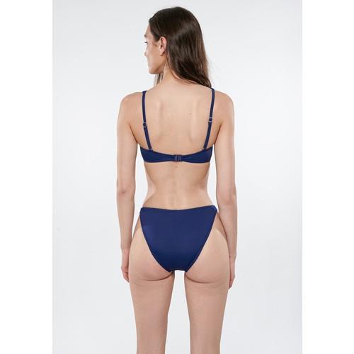 bikini-ust-0598ac.jpg