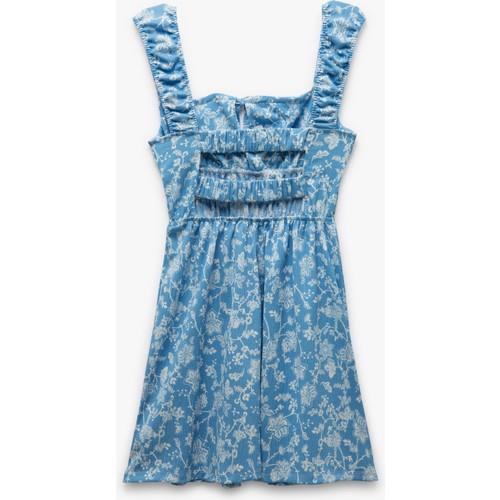 dresses-05e369.jpg