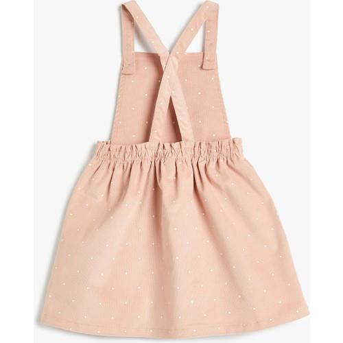 dresses-437745.jpg