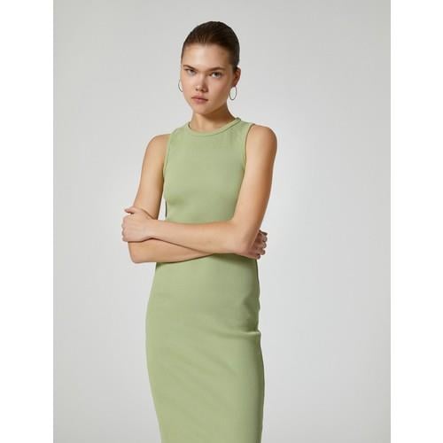 dresses-9-821a.jpg