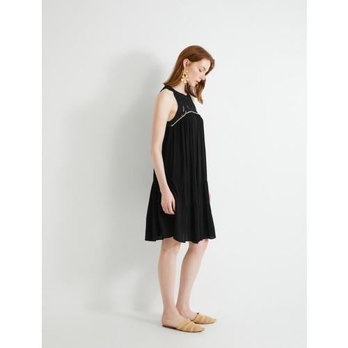dresses-a1-440.jpg
