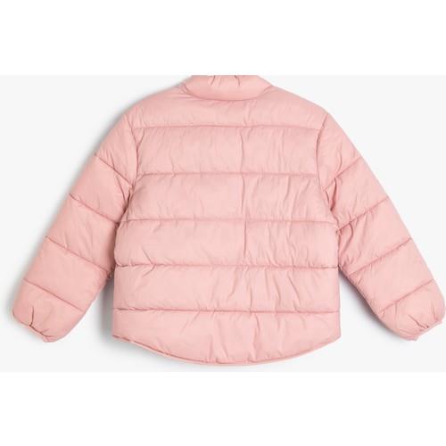 jackets-anorak-d3e02b.jpg