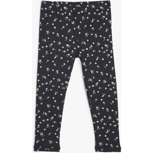 leggings-ed06ff.jpg