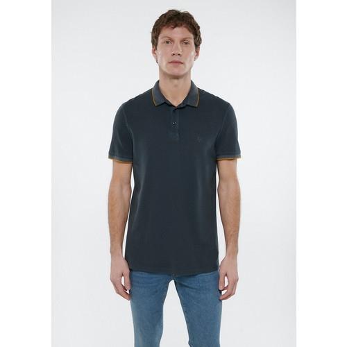 polo-tisort-c1c57e.jpg