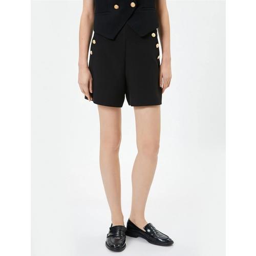 shorts-0c4351.jpg