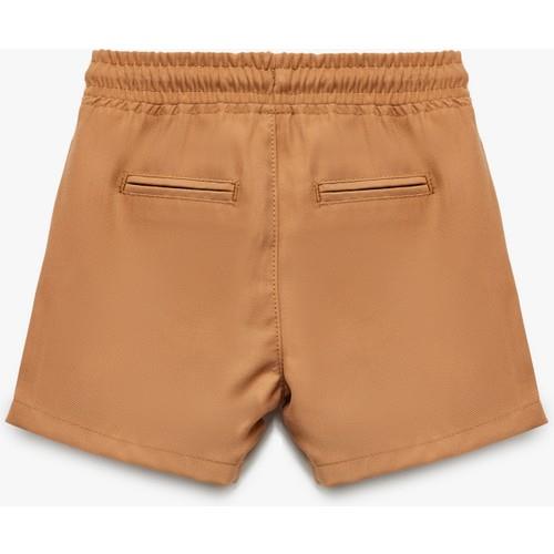 shorts-226086.jpg