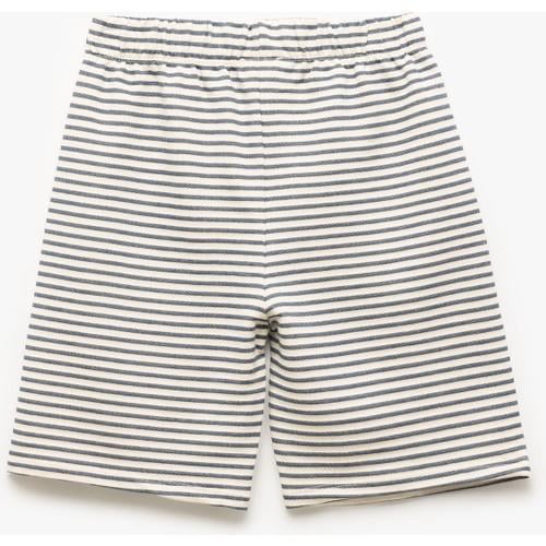 shorts-968573.jpg