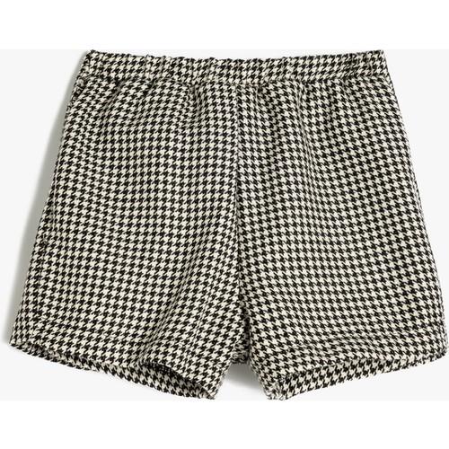 shorts-9f-d0b.jpg