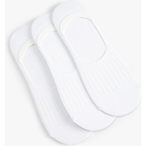 socks-sc-149127.jpg